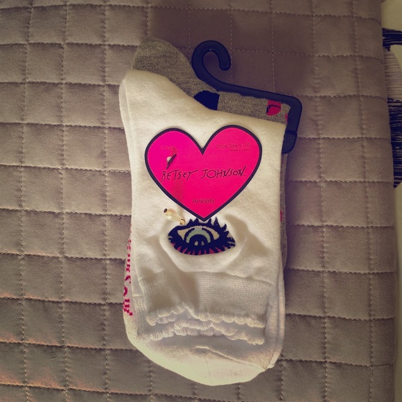 Betsey Johnson Accessories - Betsey Johnson ankle socks Betsey Johnson Accessories - Betsey Johnson ankle socks